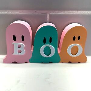 Halloween pastel ghosts tabletop decor